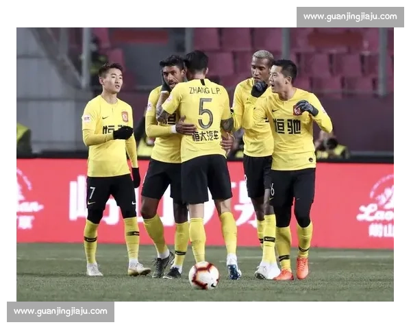 足协杯焦点战恒大迎战华夏幸福新老力量正面碰撞前景引关注
