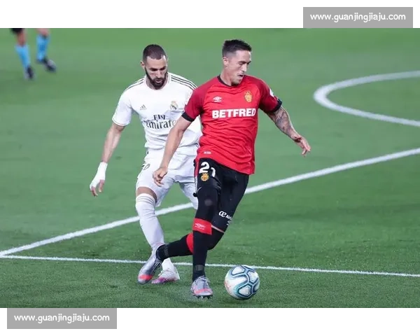 赫罗纳主场迎战巴萨西甲争冠走势关键一役前瞻看点解析与战术博弈